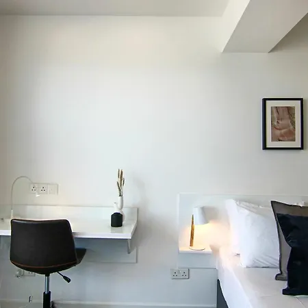 Apartment Phaedrus Living: Luxury 505 Nicosia