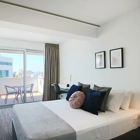 Phaedrus Living: Luxury 505 * نيقوسيا