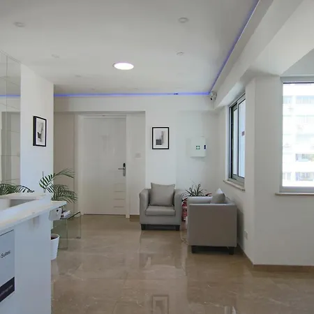 Phaedrus Living: Luxury 505 *